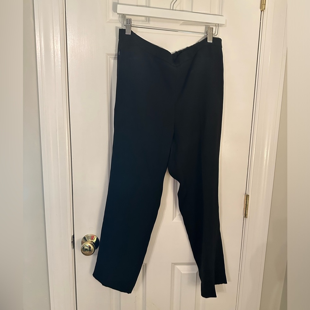 Brand new, never worn black theory pants size 10